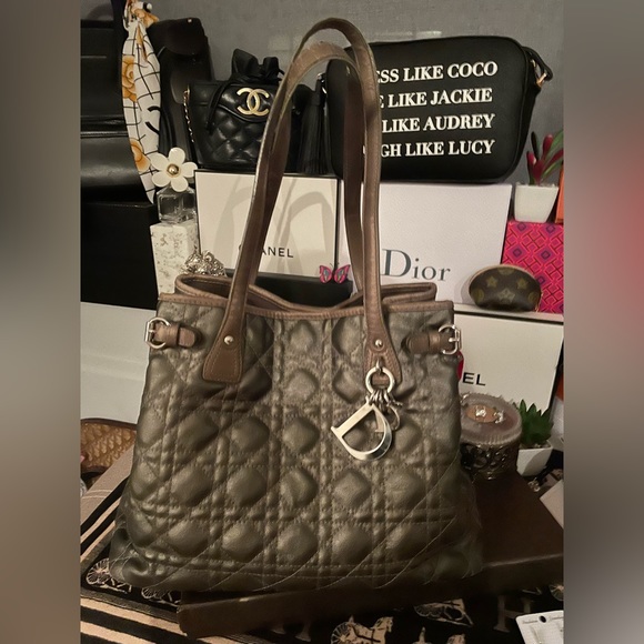 ✨SOLD✨Christian Dior Panarea Cloth Quilt Metallic Gray Tote Bag Silver Hardware - Picture 16 of 16